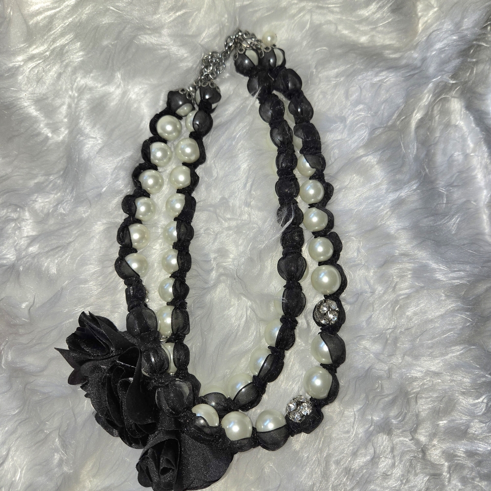WHBM Black Ruffle With Ribbon Pearl With Rhinestone Statement Necklace NWOT